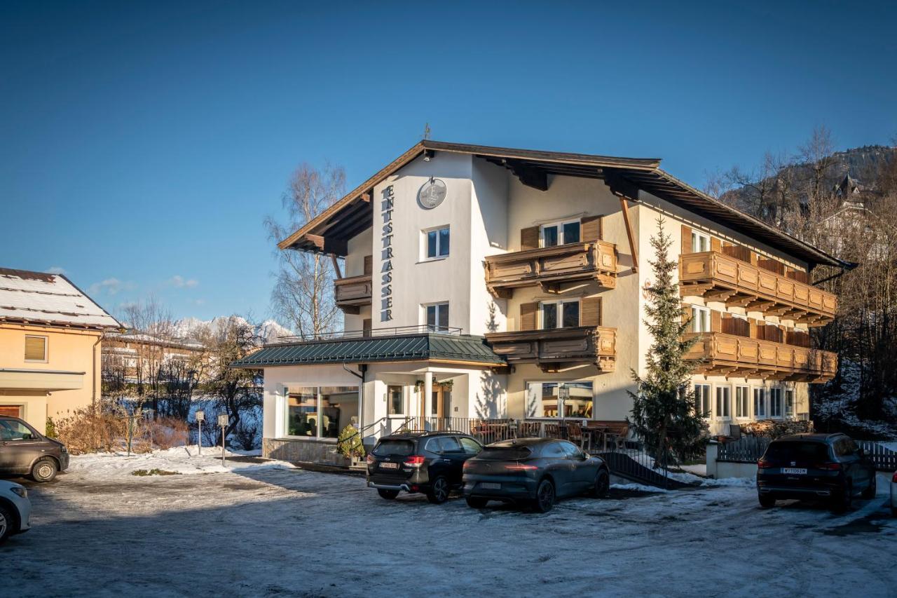 Hotel Garni Entstrasser Kitzbuhel Bagian luar foto