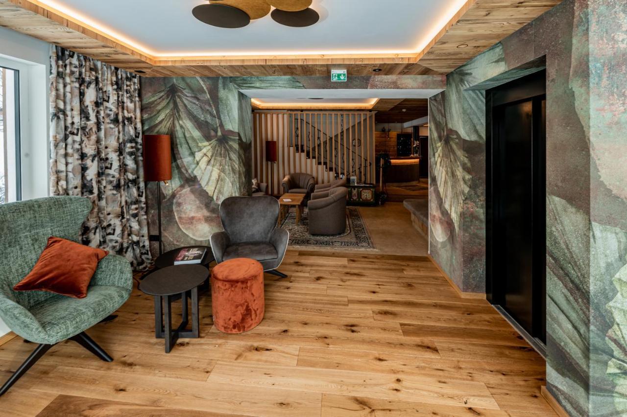 Hotel Garni Entstrasser Kitzbuhel Bagian luar foto