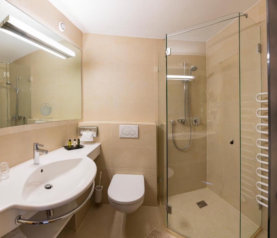 Hotel Garni Entstrasser Kitzbuhel Ruang foto